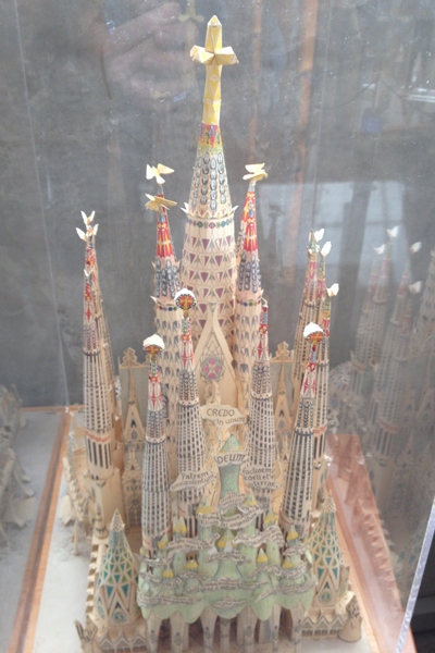 La Sagrada Familia - Colleen LeMasters Creative