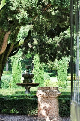 through the garden gate Giardino Giusti // Verona