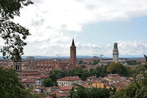 view on the way to the Belvedere, Giardino Giusti // Verona